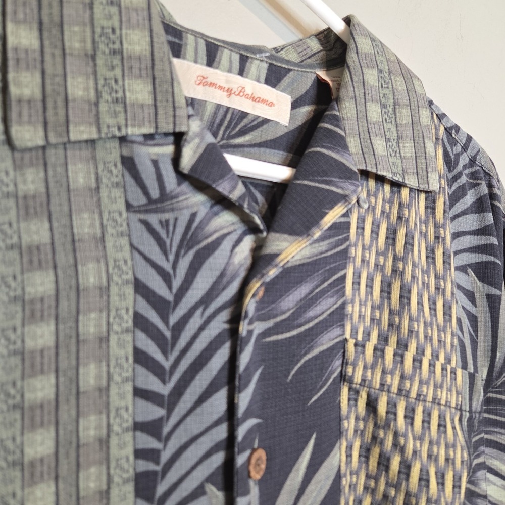 Tommy Bahama Silk Hawaiian Camp Shirt Mens Med Tropical Leaf Panel Print Black